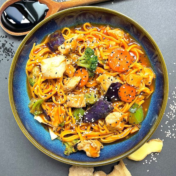 Chicken Yakisoba (Kcal 499)