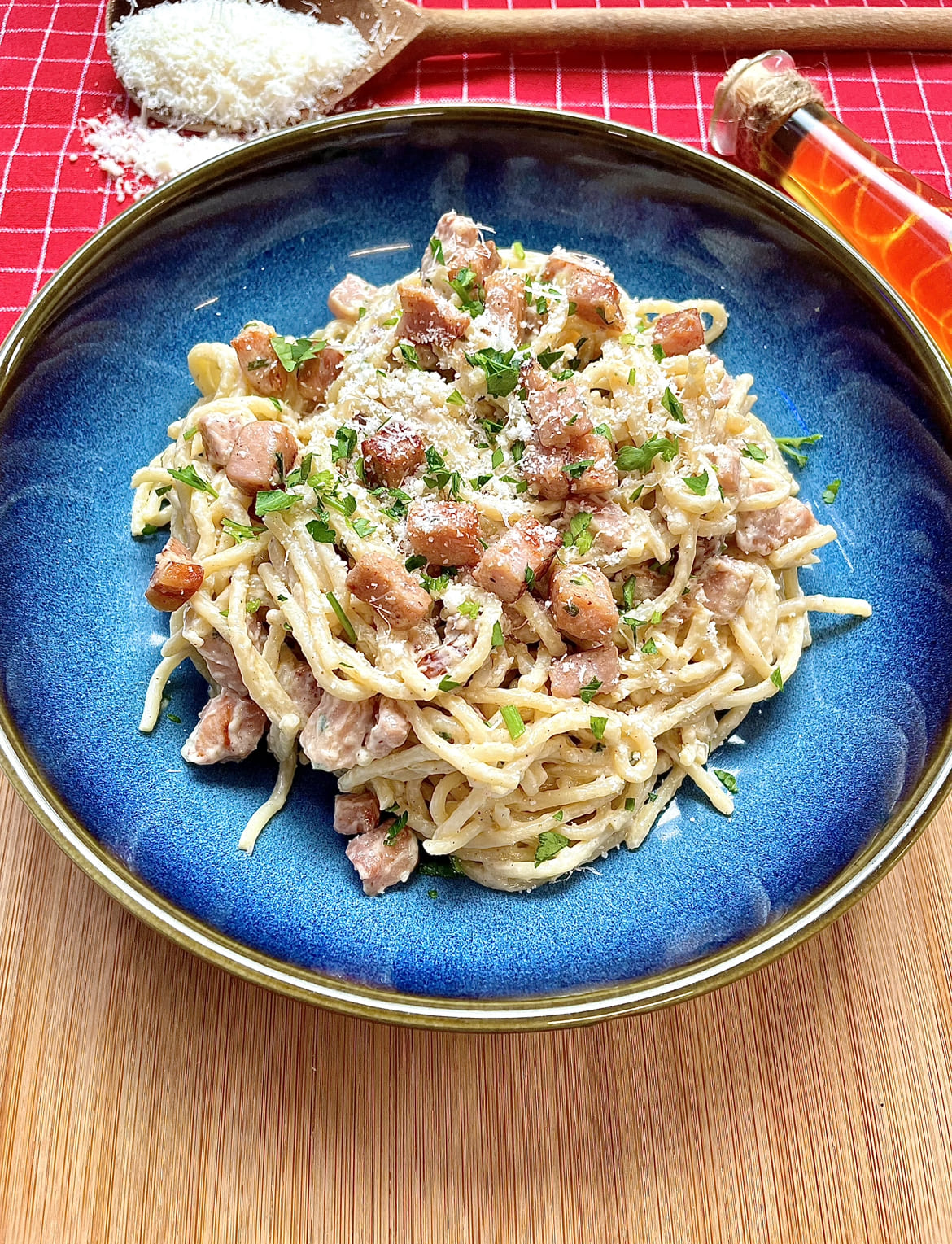 Spaghetti Carbonara (616 Kcal) – Handy Meals