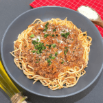 Spaghetti Bolognese(521 Kcal)